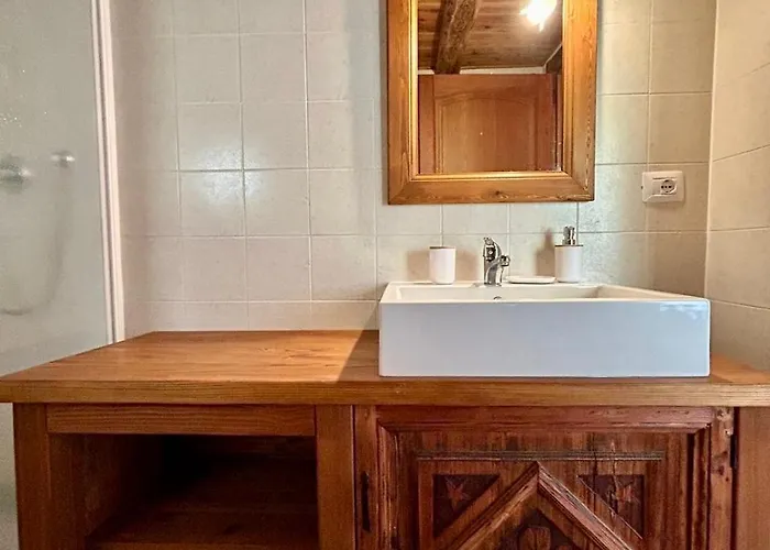 Abri Vigneroisa Miserin Champorcher